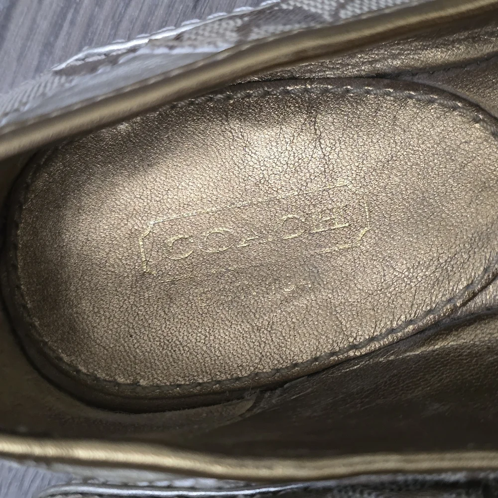 Coach Ariell Gold Tan Monogram Ballet Flats Size 7 Comfy Streetwear Metallic - Picture 6 of 9